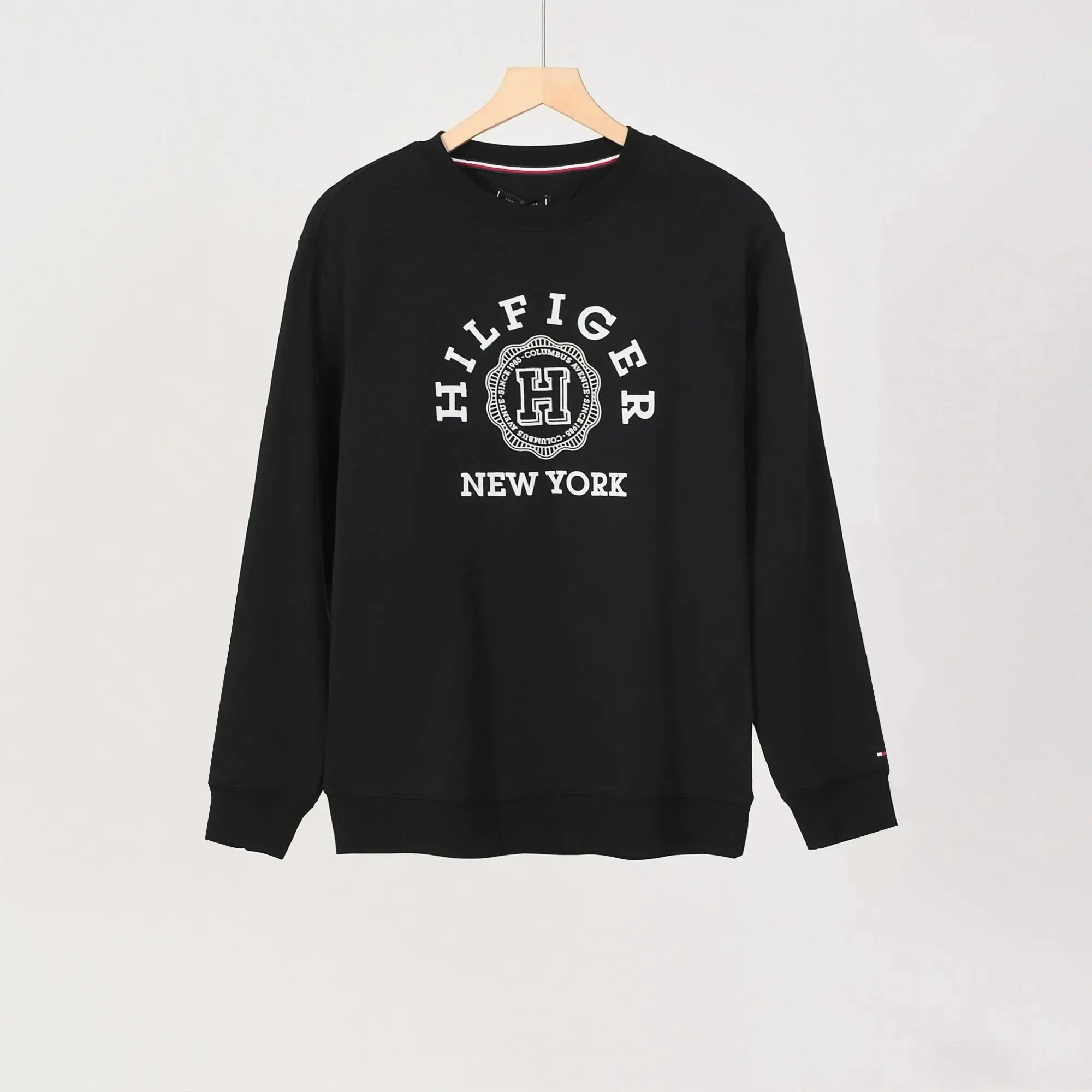 Tommy Hilfiger New York Logo Sweatshirt #TommyHilfiger Sou #Sweatshirt Sou — foto 2 de 6