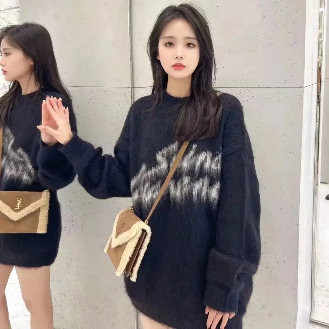 Saint Laurent Soie Laurent Sweater — foto 2 de 6