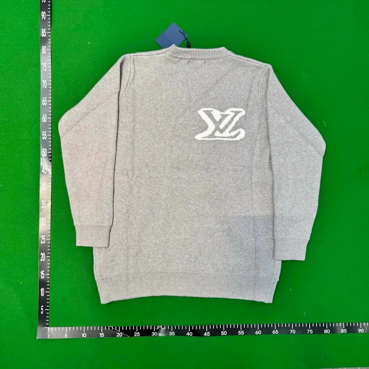 LV Louis Vuitton Monogram / Damier / Graphic Print Sweaters / Sweatshirts / Hoodies — foto 5 de 6