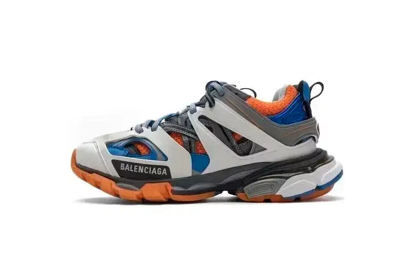 Balenciaga Sneakers (38 styles) — foto 3 de 6