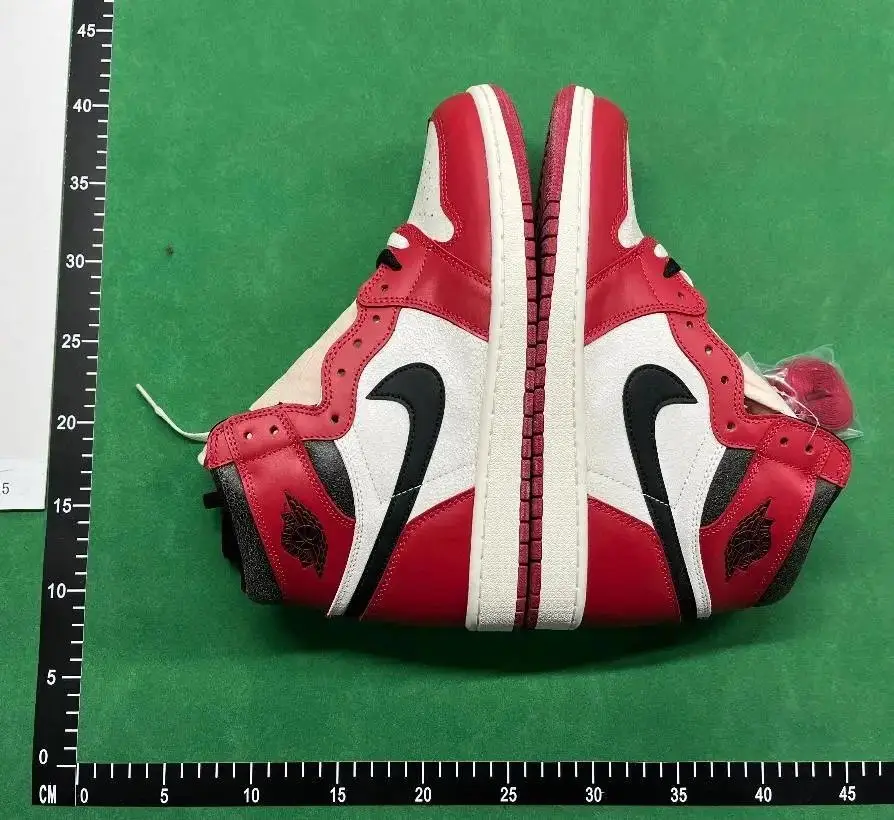 Nike Air Jordan 1 Sneakers — foto 3 de 6
