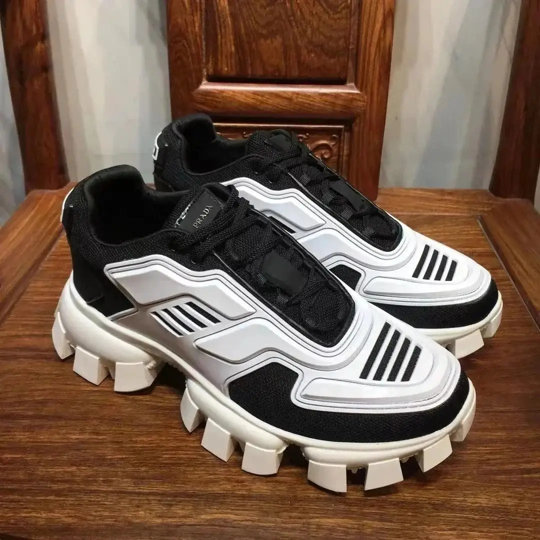 PRADA — foto 6 de 6