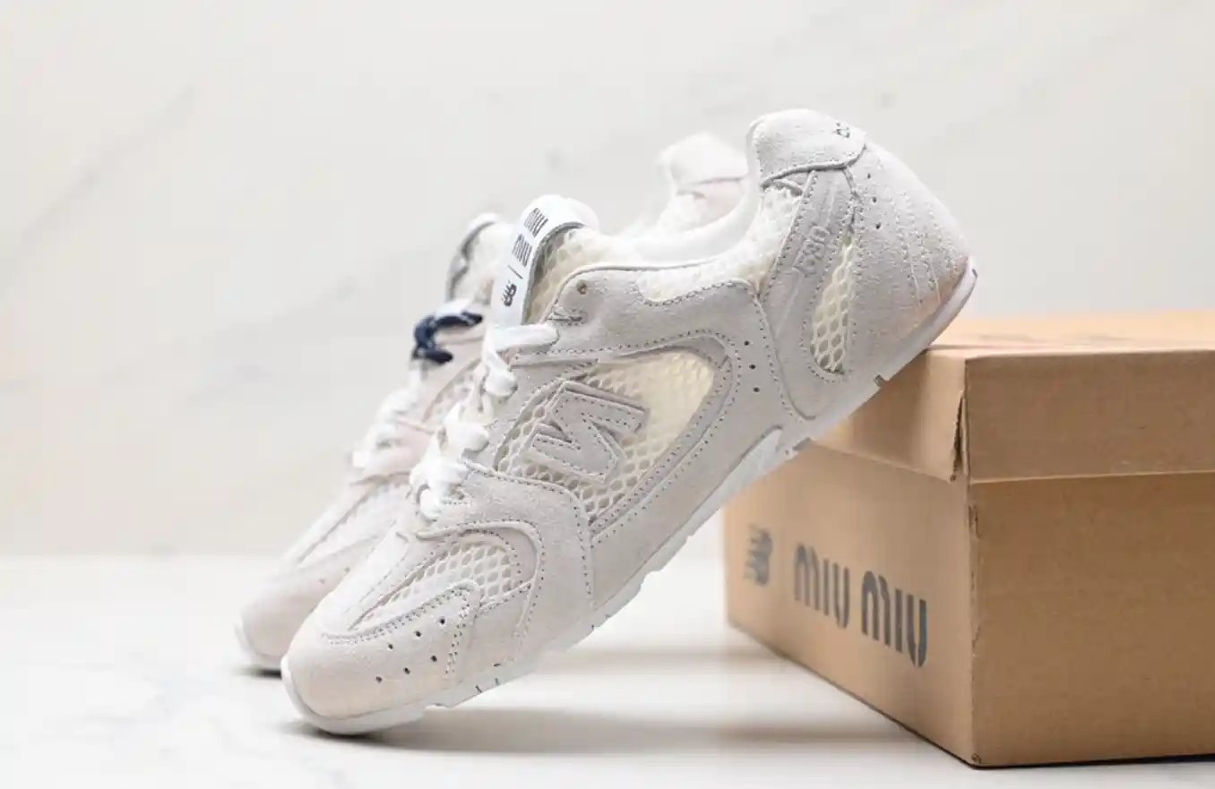 New Balance x Miu Miu 530 Sneakers — foto 6 de 6