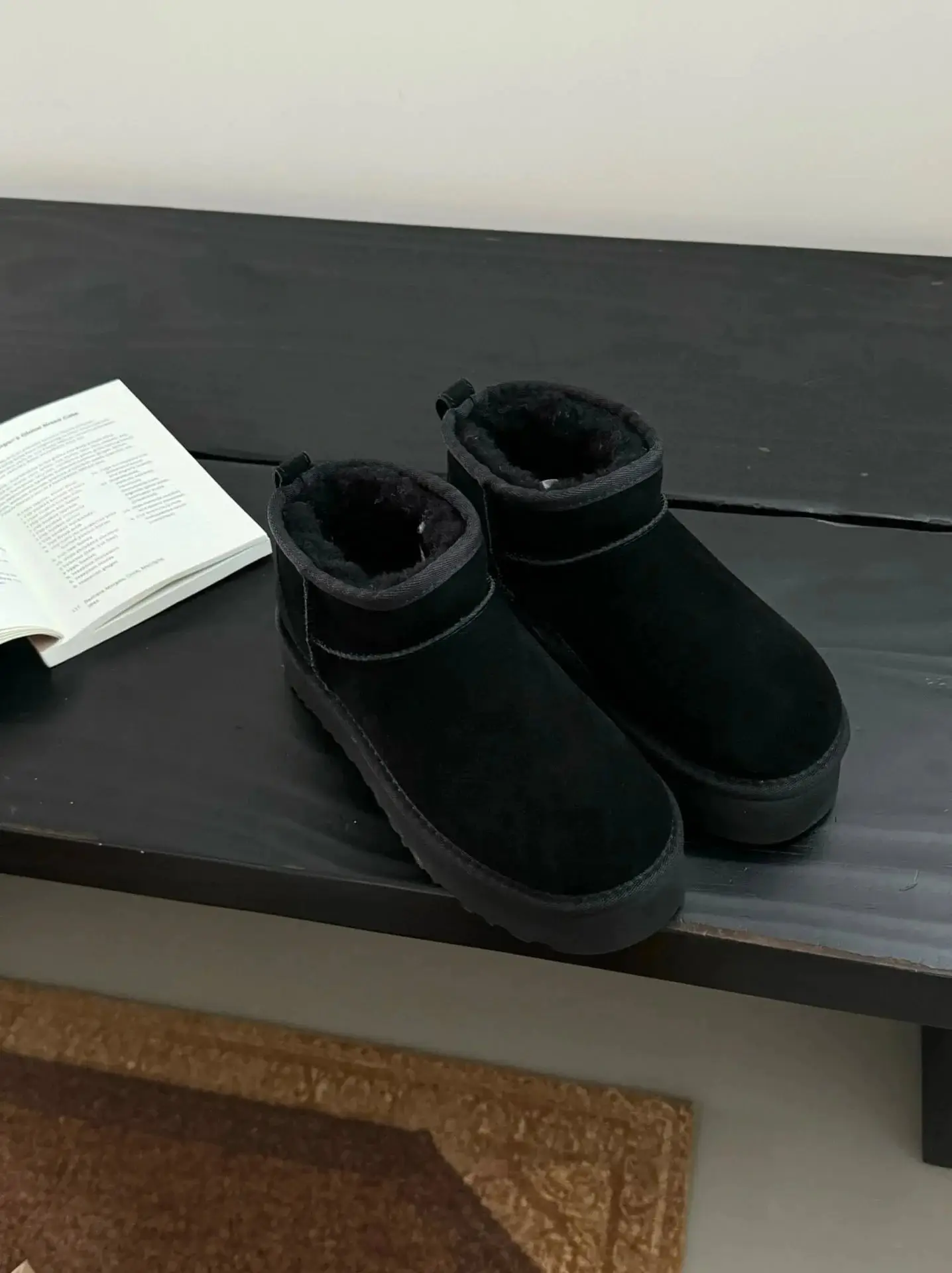UGG Snow Boots — foto 2 de 6