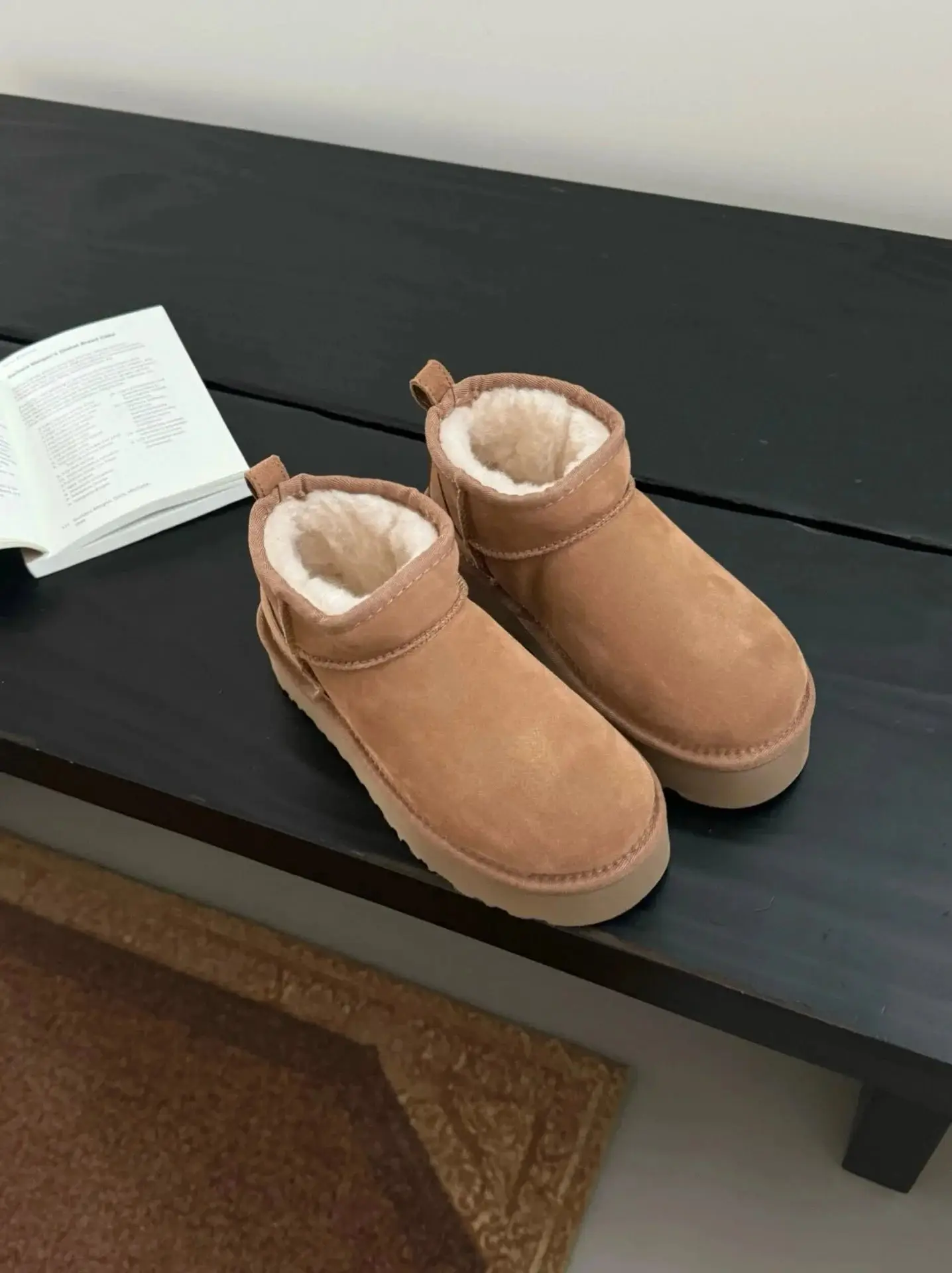 UGG Snow Boots — foto 4 de 6