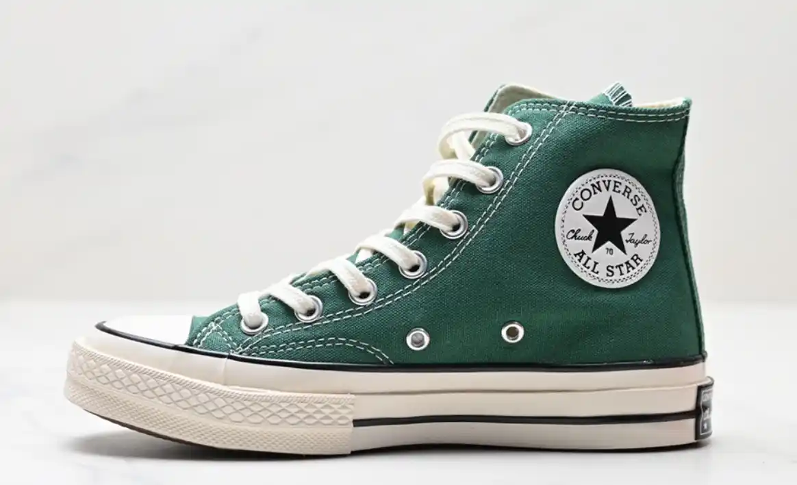 Converse Shoes — foto 2 de 6