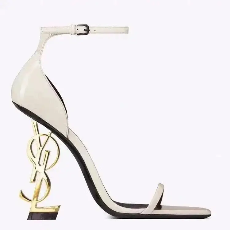 Yves Saint Laurent Opium High Heels — foto 5 de 6