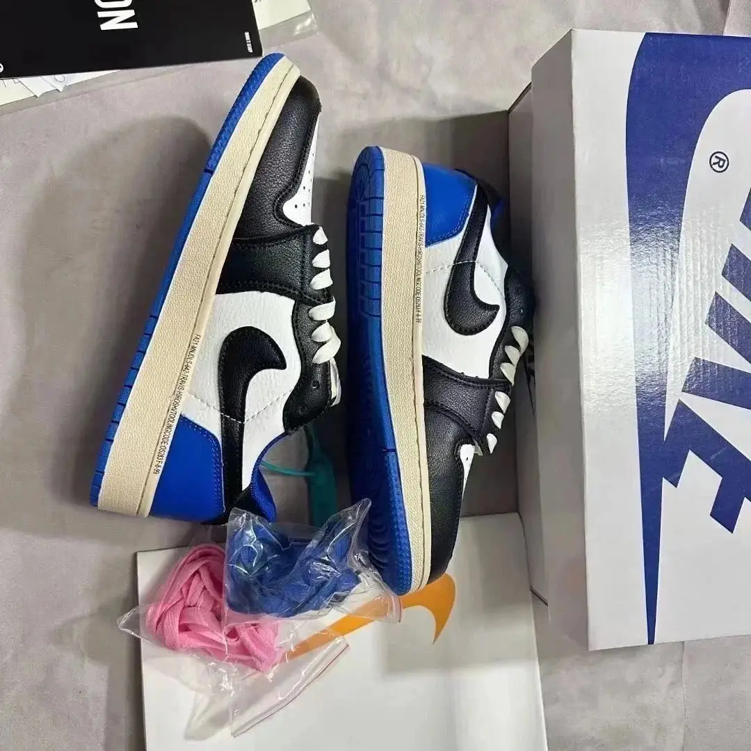 Nike Air Jordan 1 Low Sneakers — foto 4 de 6