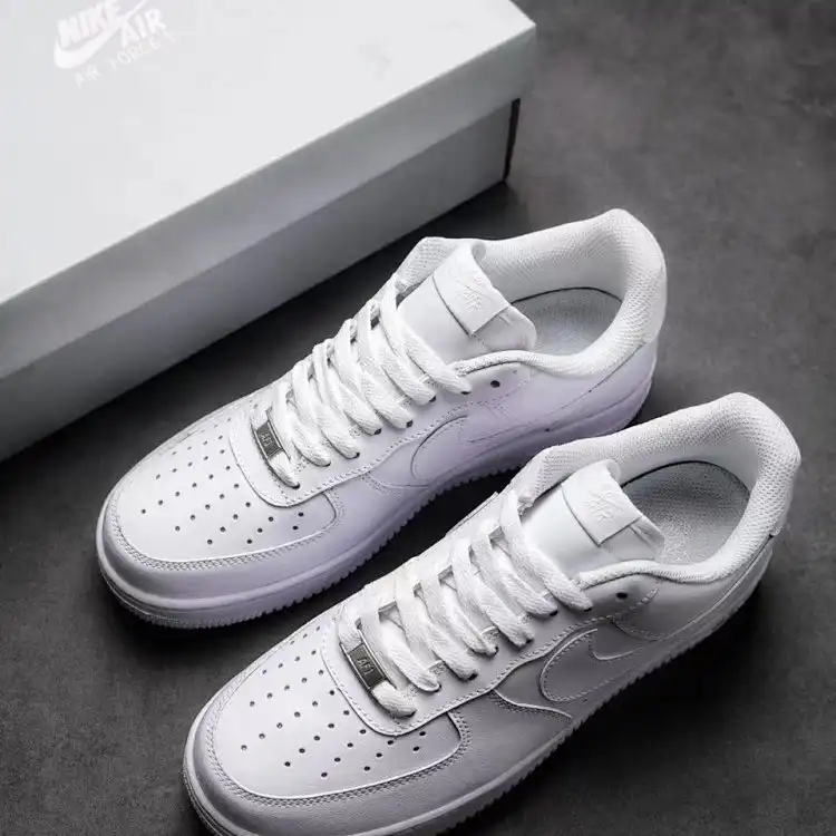 Nike Air Force 1 Sneakers — foto 4 de 6