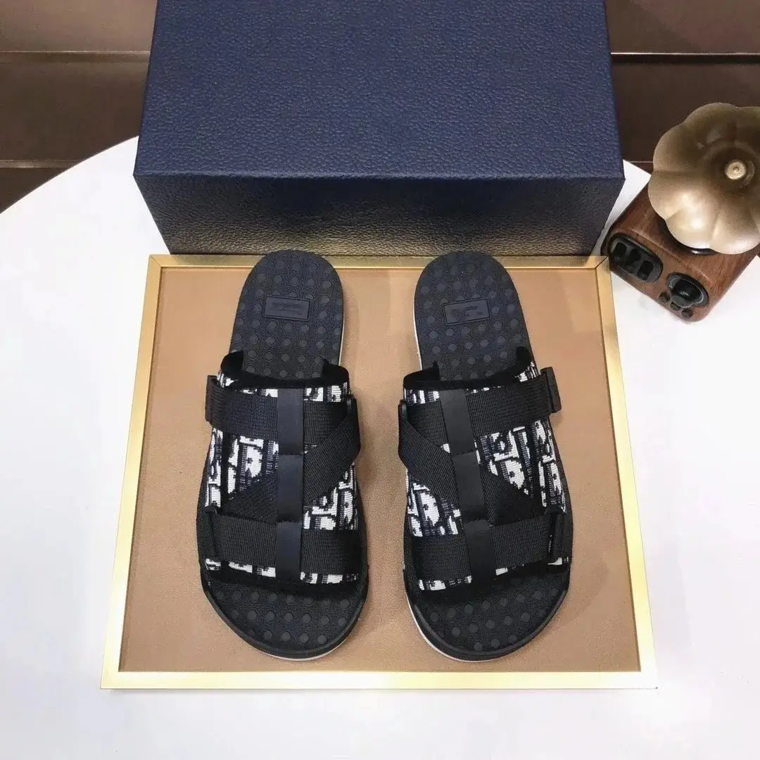 Dior slippers (40+styles) — foto 2 de 6