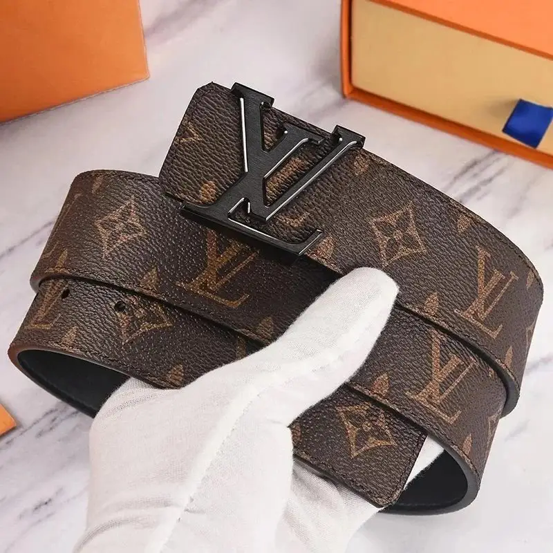 Louis Vuitton Belt — foto 4 de 6