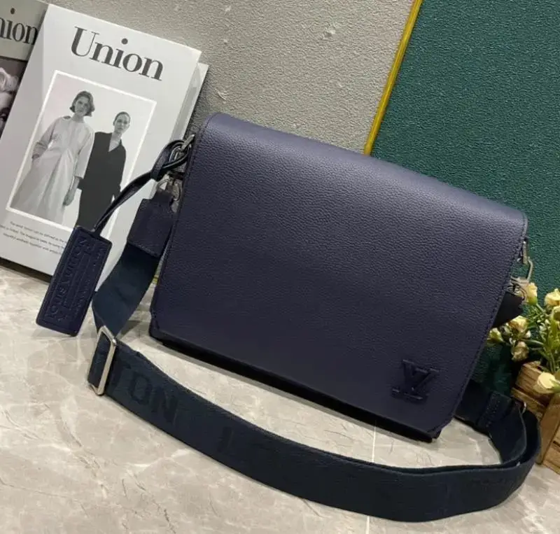 Louis Vuitton Shoulder Bag — foto 3 de 6