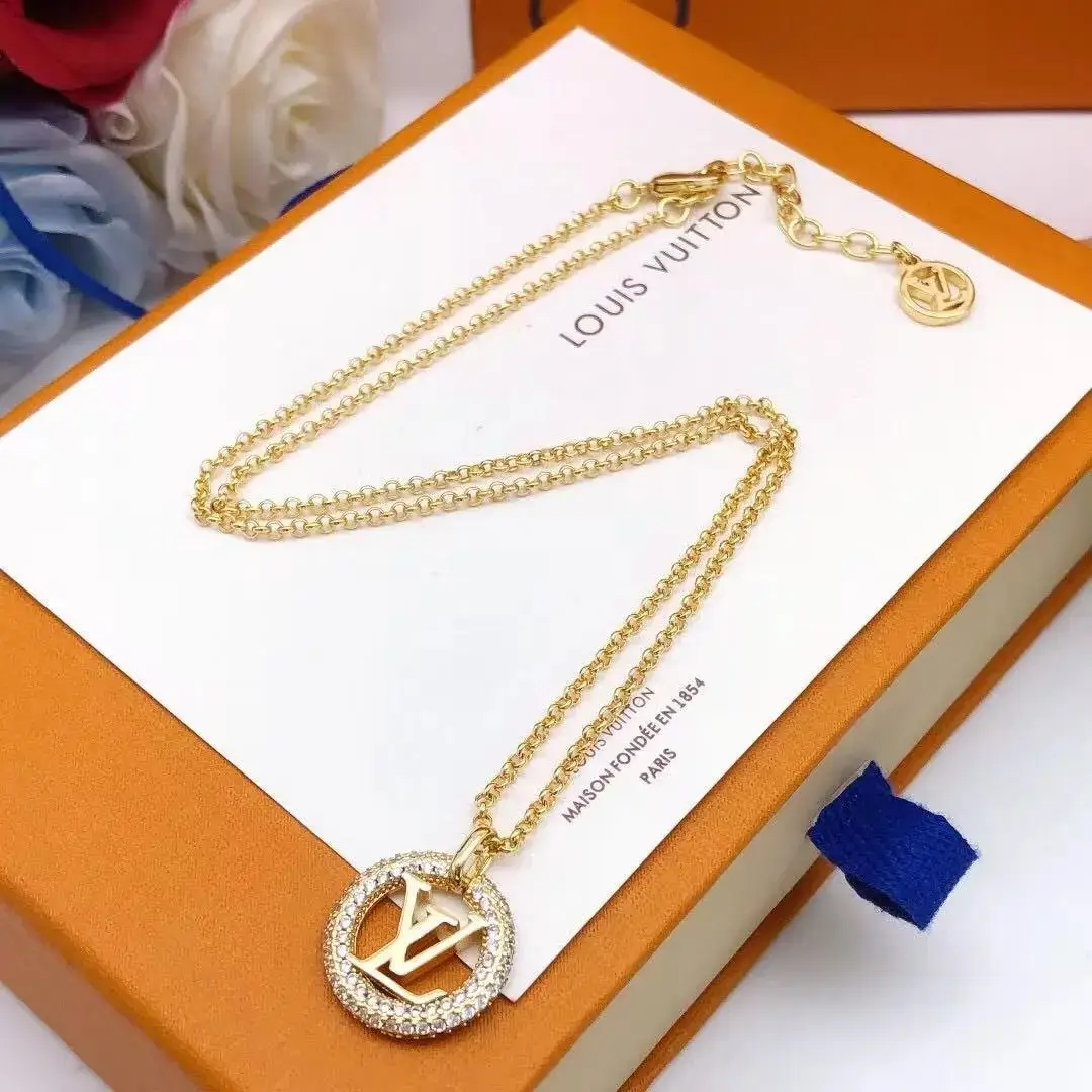 Dior Necklace — foto 2 de 6