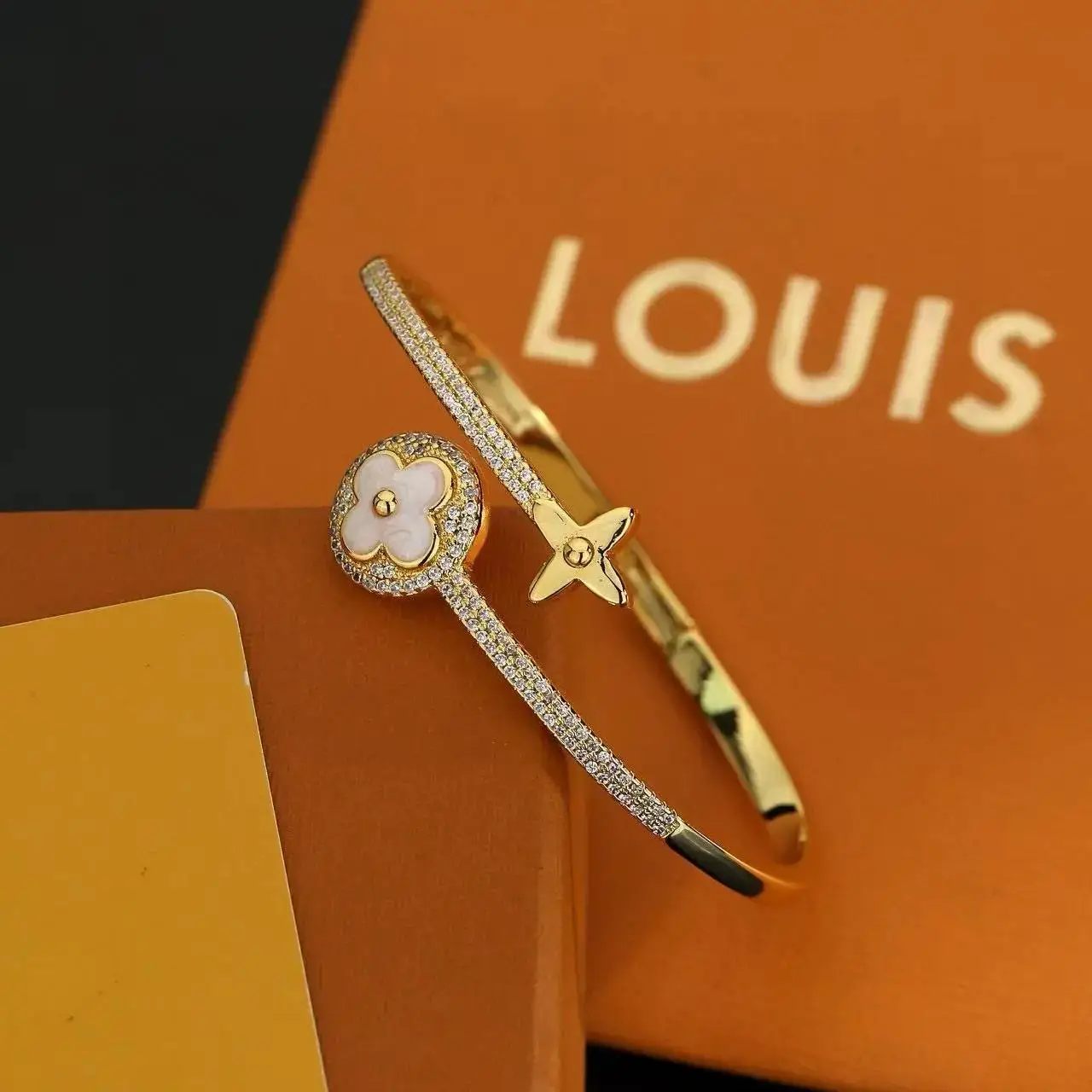 Chanel Bracelet — foto 5 de 6