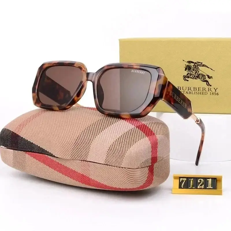 Burberry MAYA Sunglasses [29 styles] — foto 4 de 6
