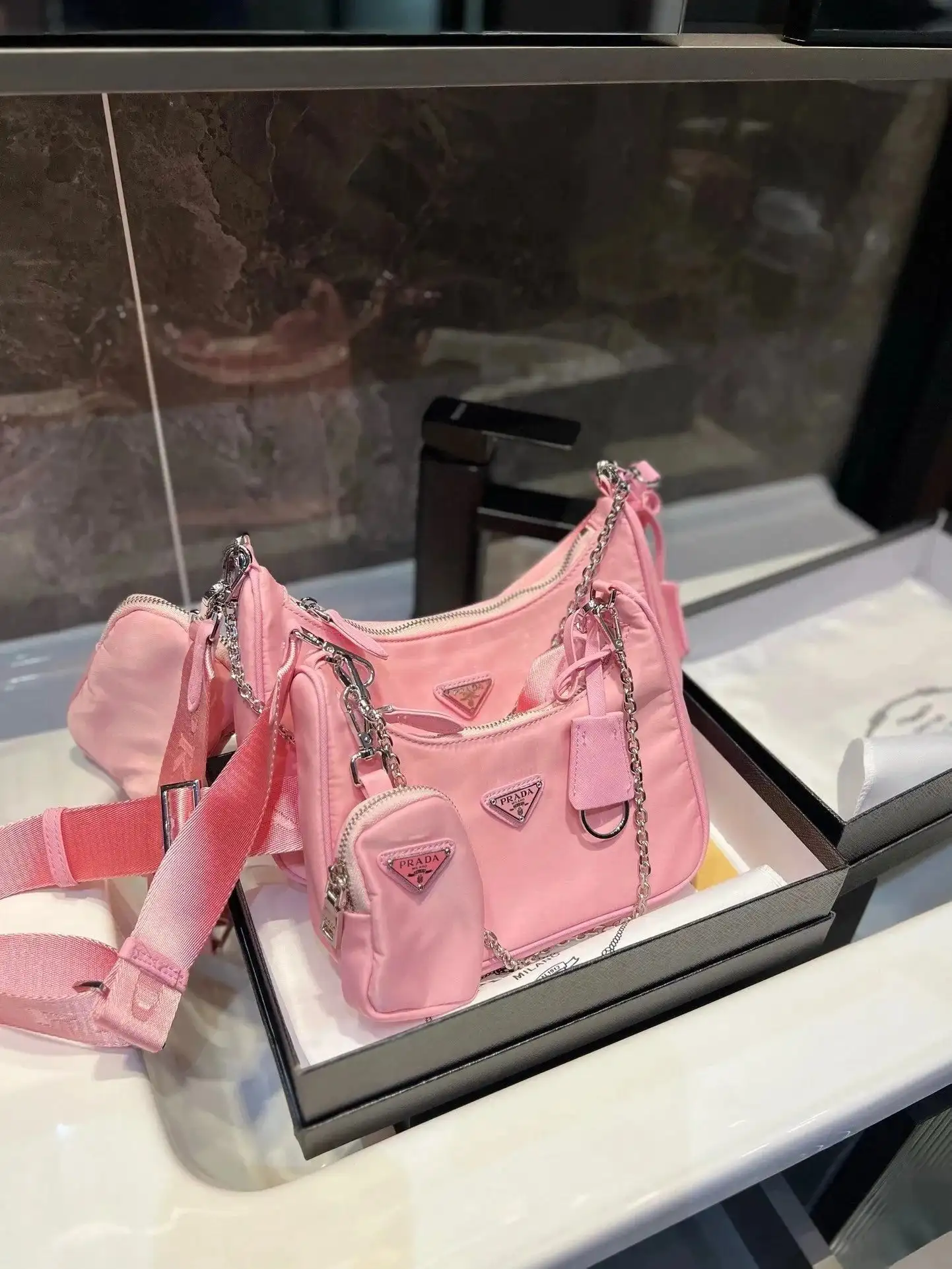 Prada Shoulder Bag — foto 5 de 6
