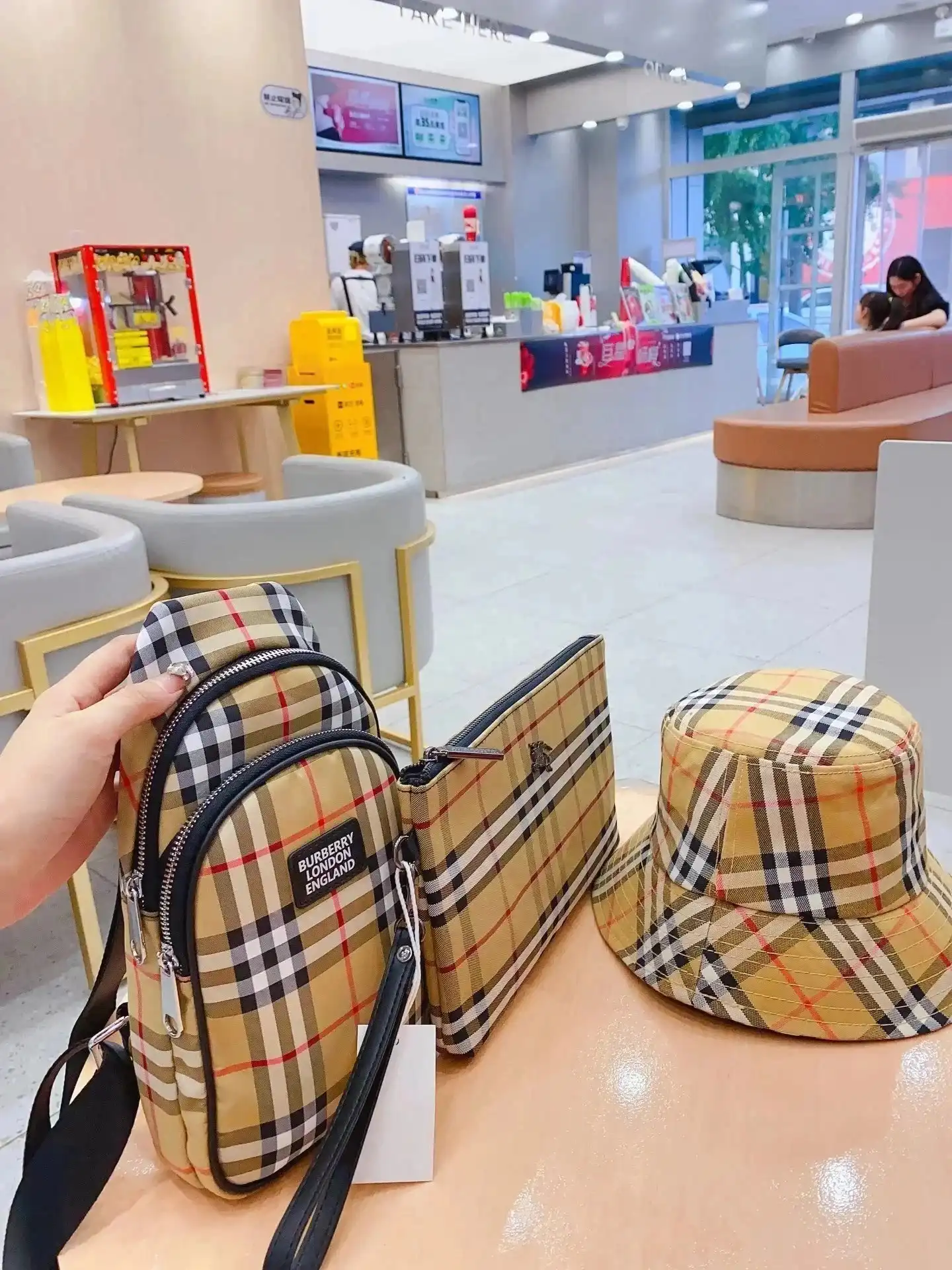 BurberryLVDior Bag Set ( 39 styles TOP) — foto 2 de 6