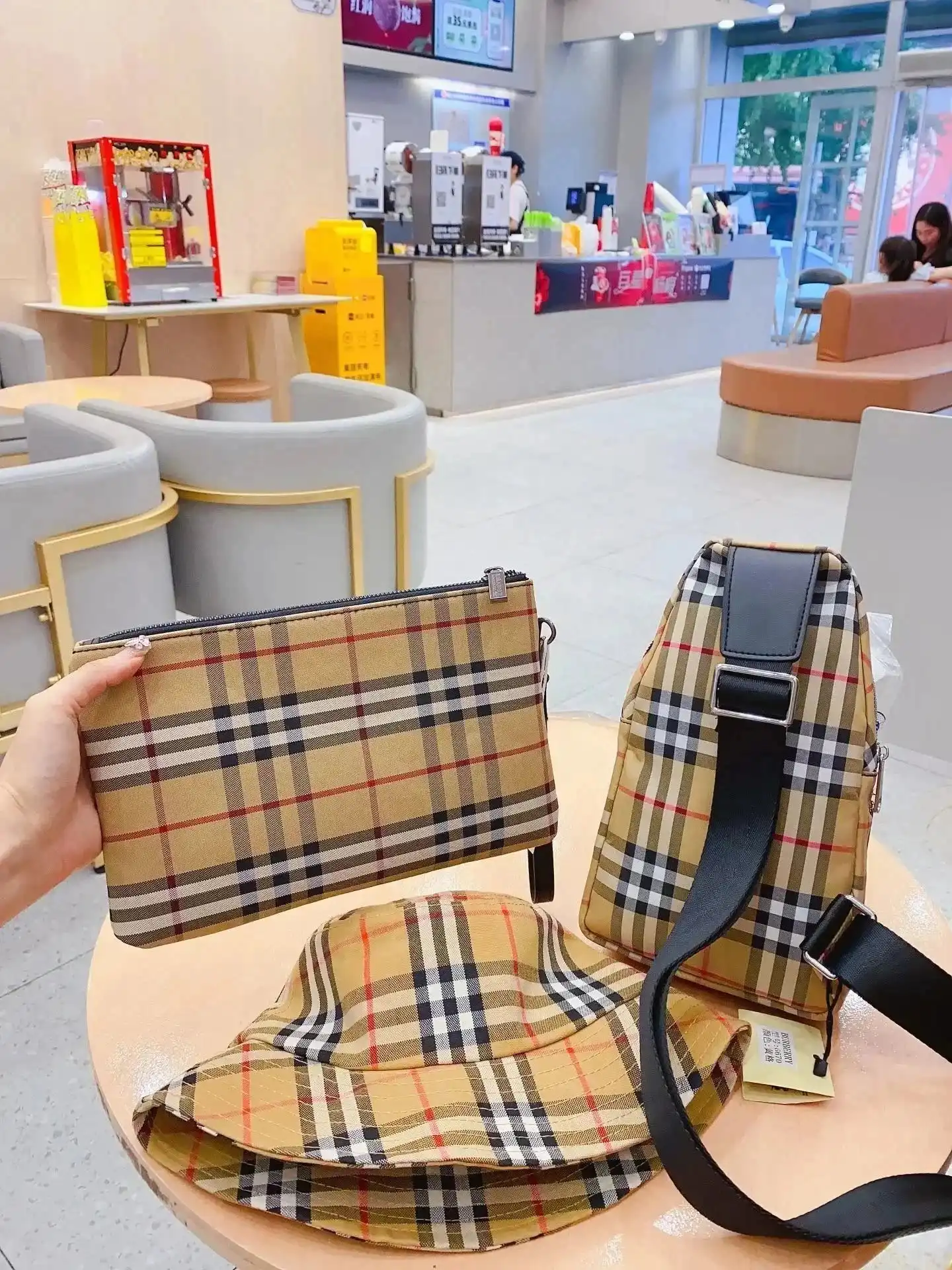 BurberryLVDior Bag Set ( 39 styles TOP) — foto 3 de 6