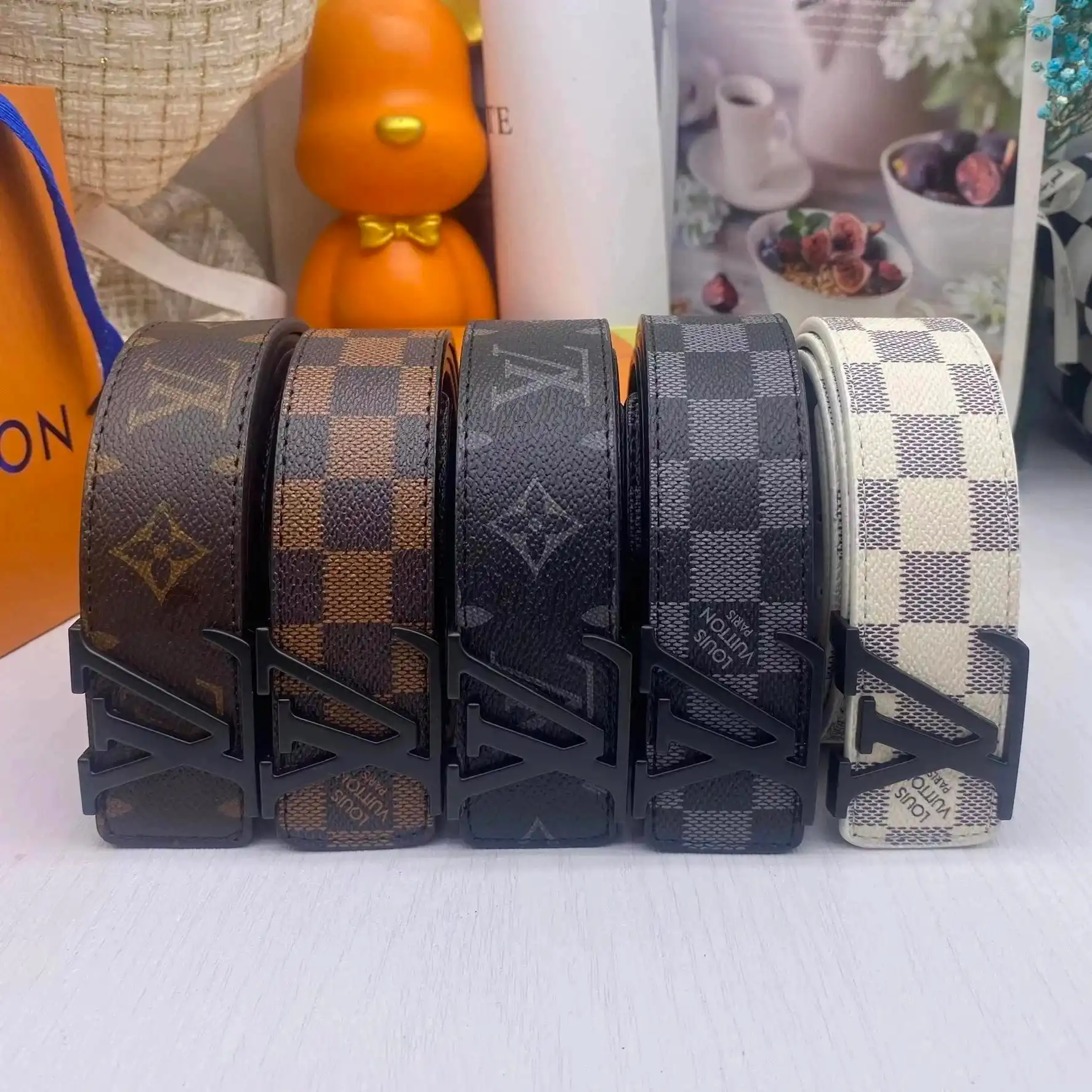LOUIS VUITTON belt — foto 2 de 6