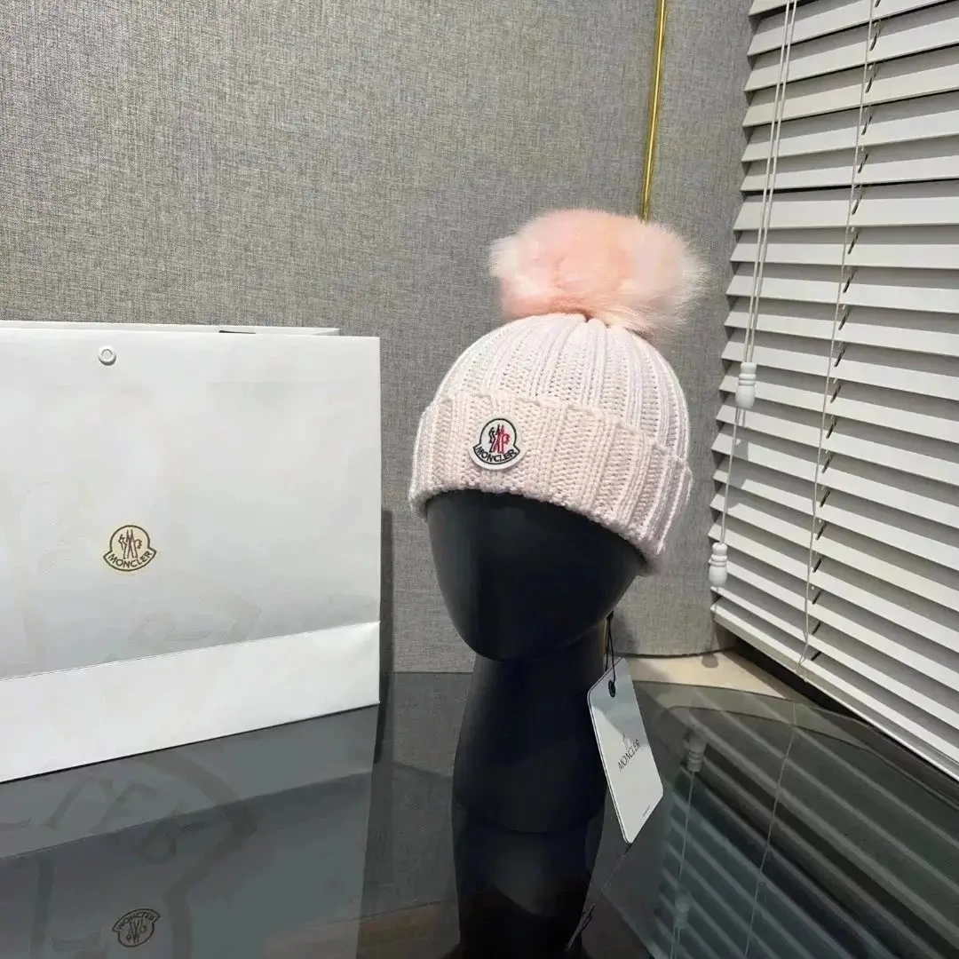 Moncler Beanie [39 styles] — foto 6 de 6