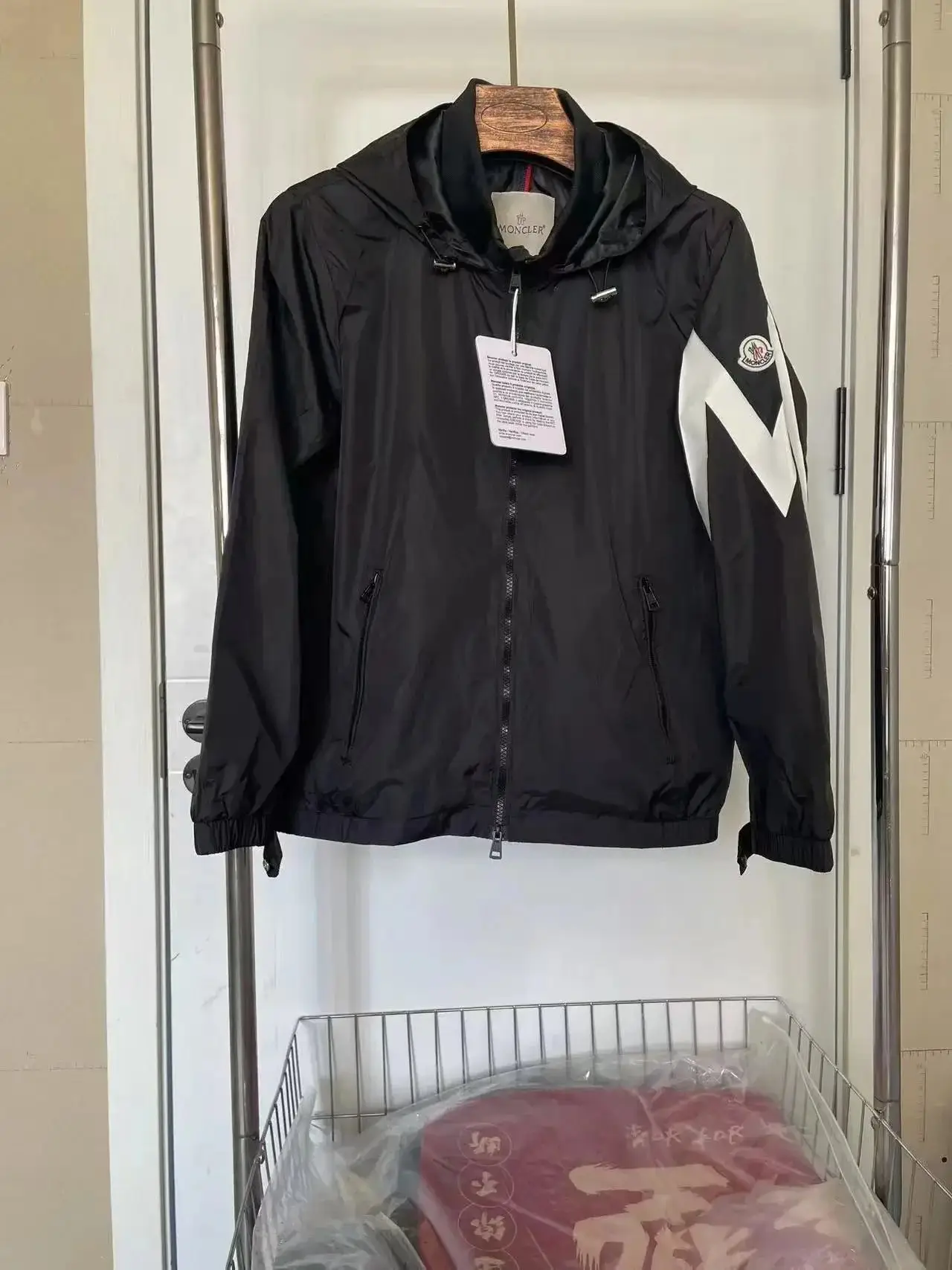 Moncler Italy Classic Rain Jackets [40 styles] — foto 5 de 6