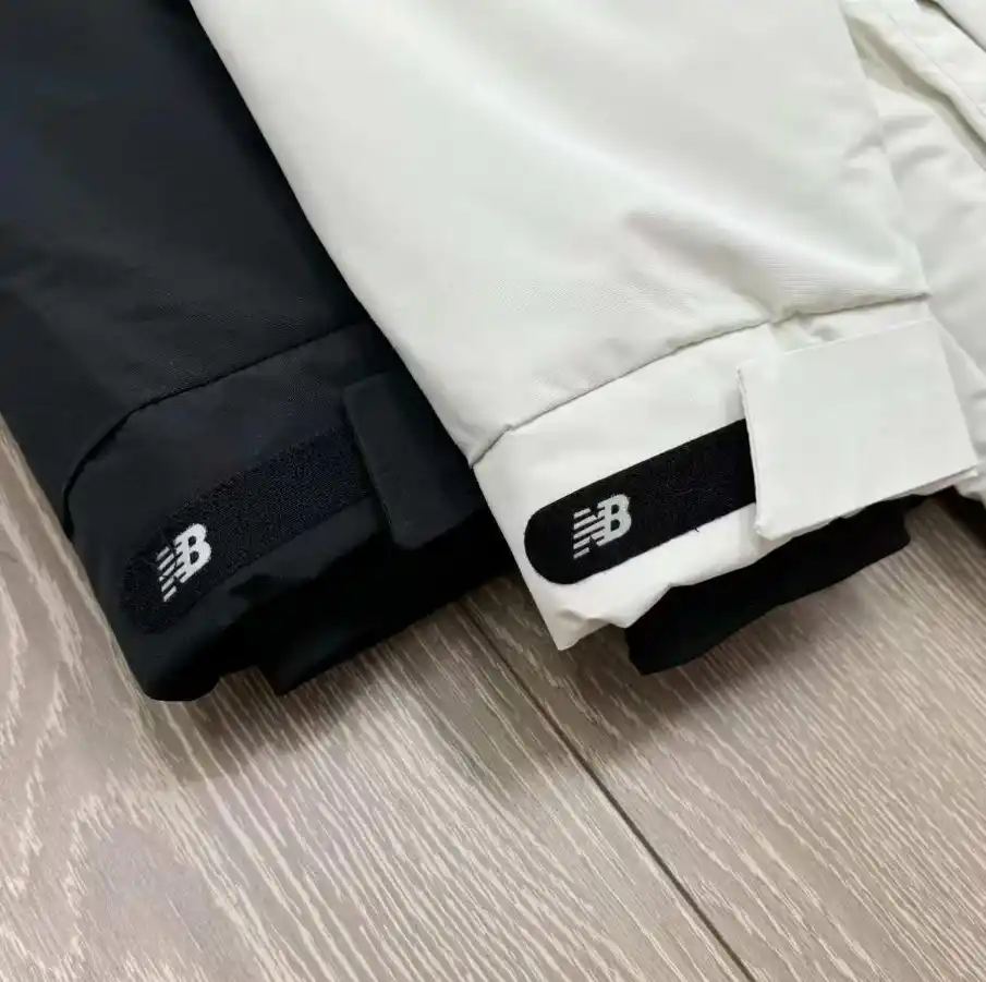 New Balance Puffer Jacket [White & Black] — foto 6 de 6