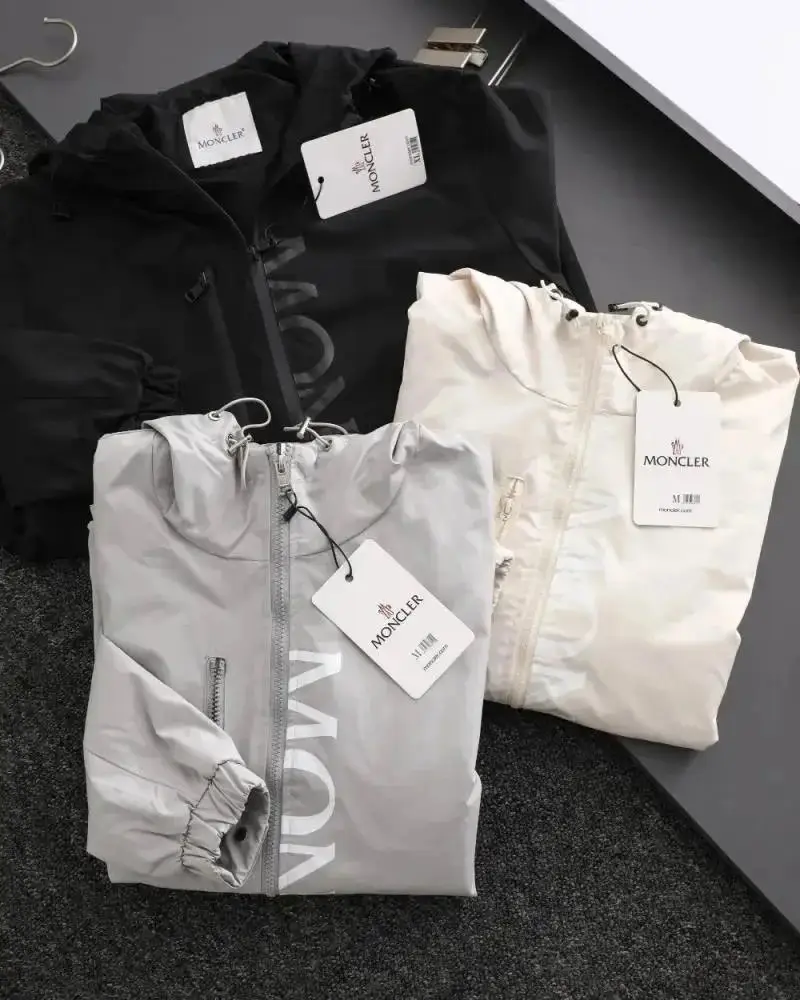 Moncler MAYA Jacket & Hoodie & Sweatshirt — foto 6 de 6