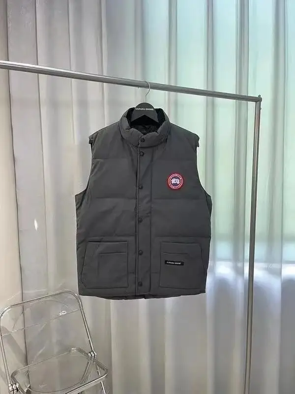 Canada Goose Maya Vest — foto 6 de 6