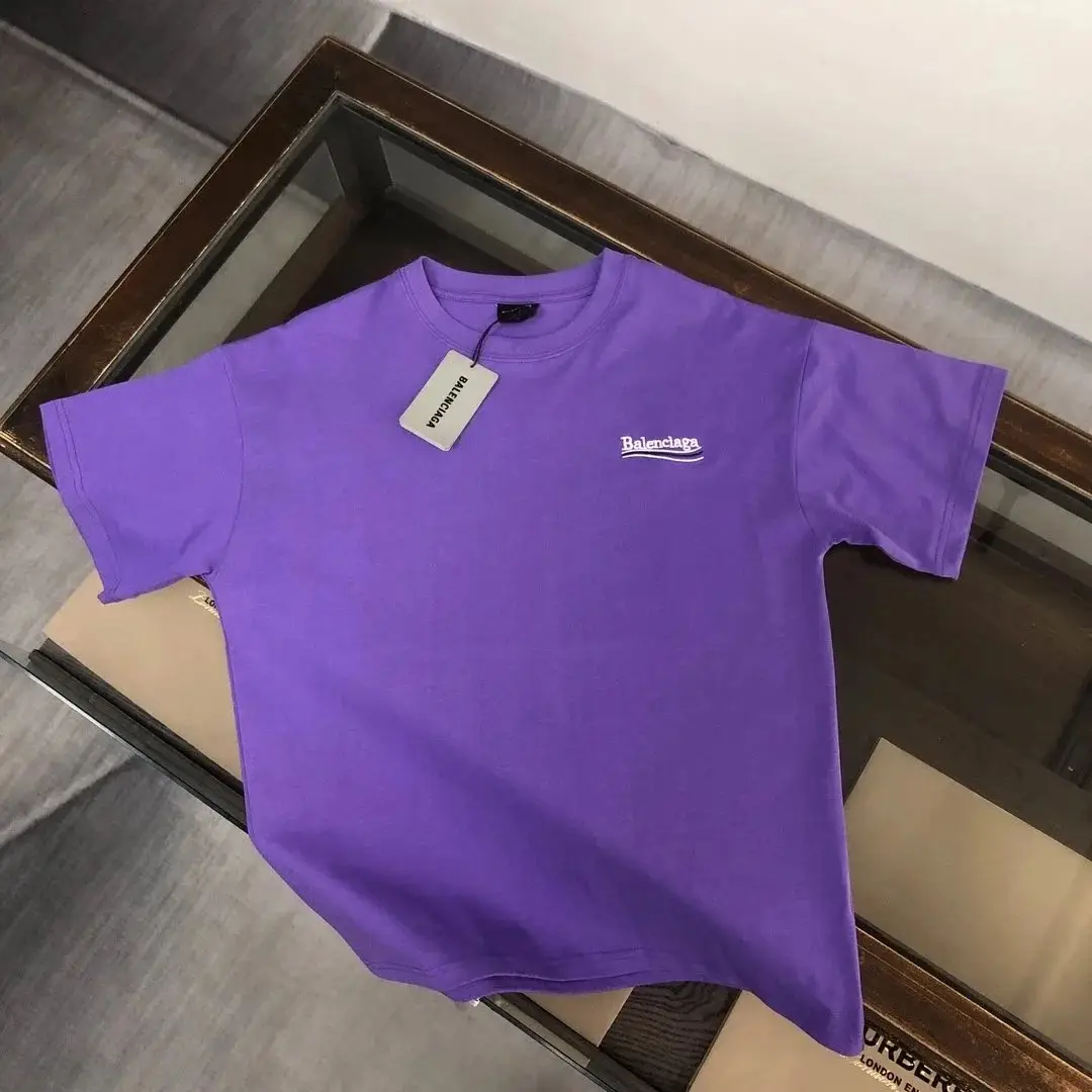 Balenciaga T-shirt — foto 2 de 6