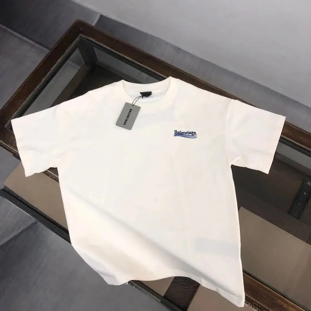 Balenciaga T-shirt — foto 6 de 6