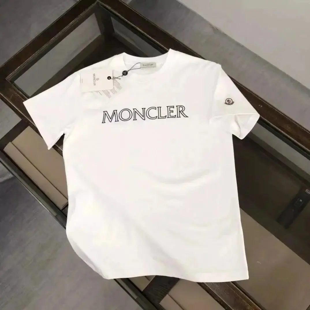 moncler T-shirt (30+) — foto 4 de 6