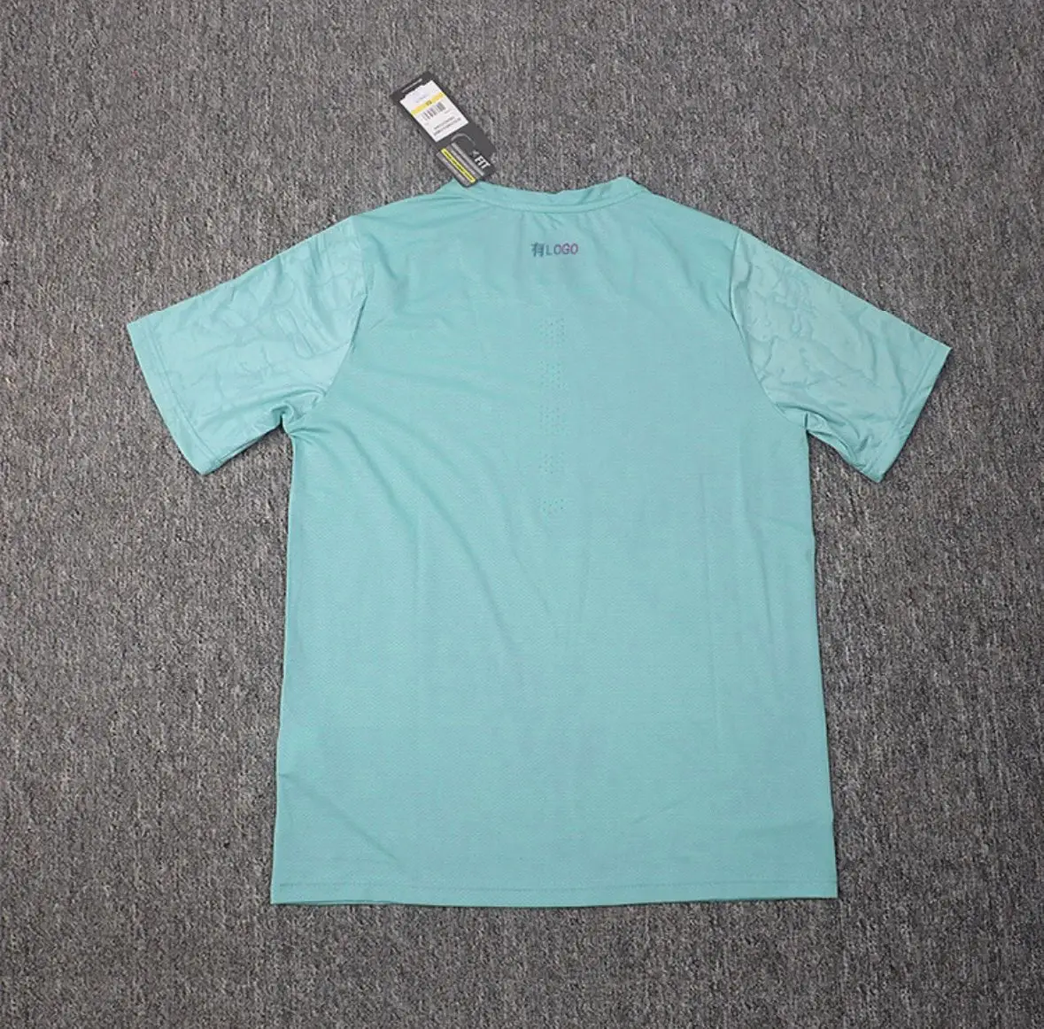 Under Armour T-Shirt [With LOGO Design] — foto 4 de 6