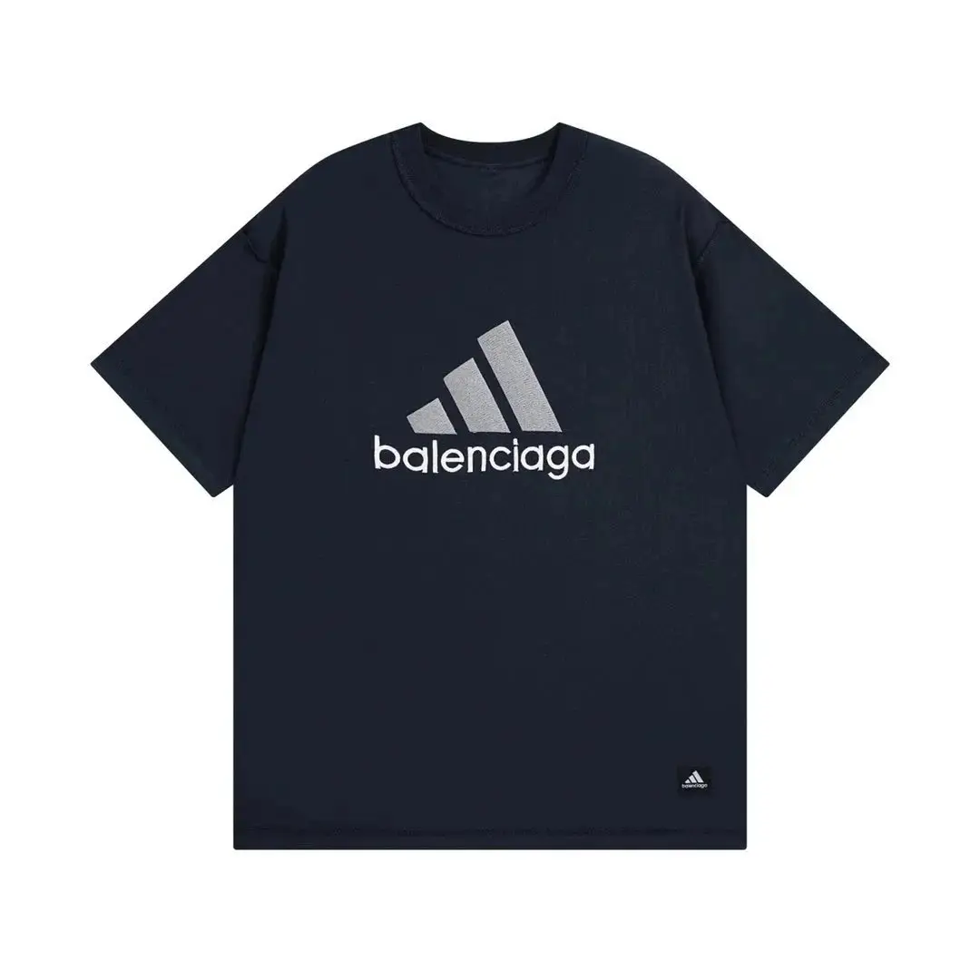 adidas T-Shirts — foto 5 de 6