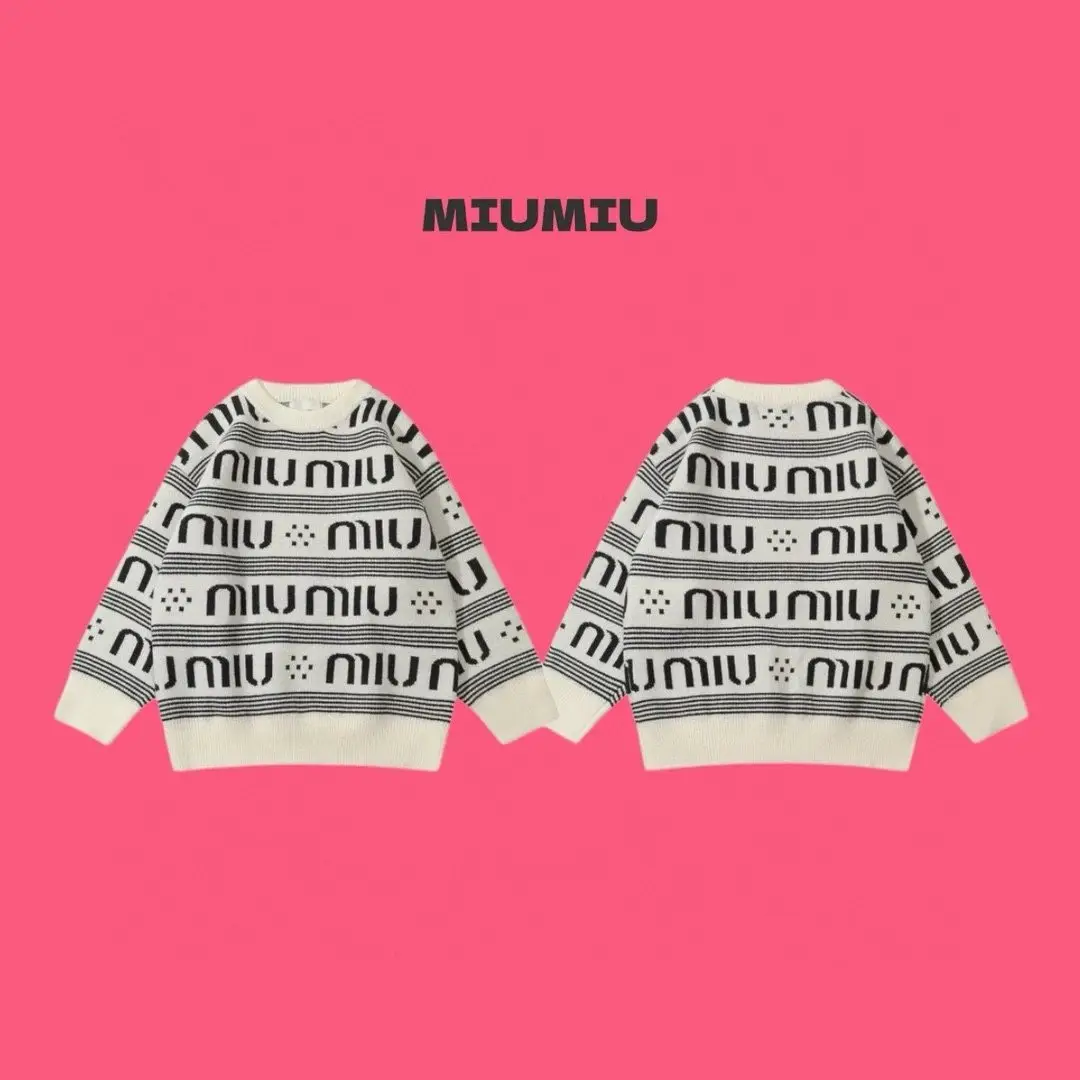 Miu Miu Logo Knit Sweater [10 styles] — foto 5 de 6