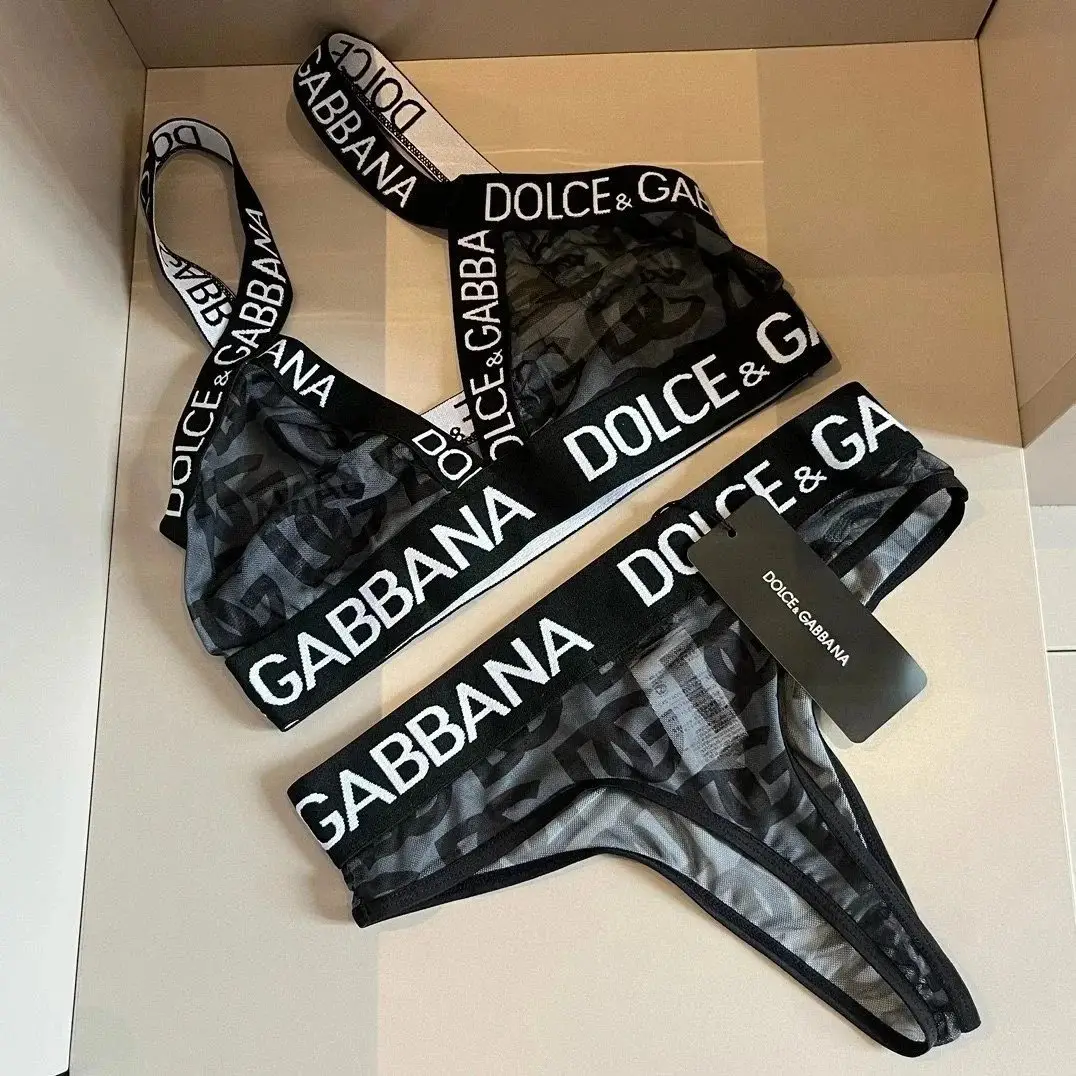 CELINE Swimsuit — foto 2 de 6