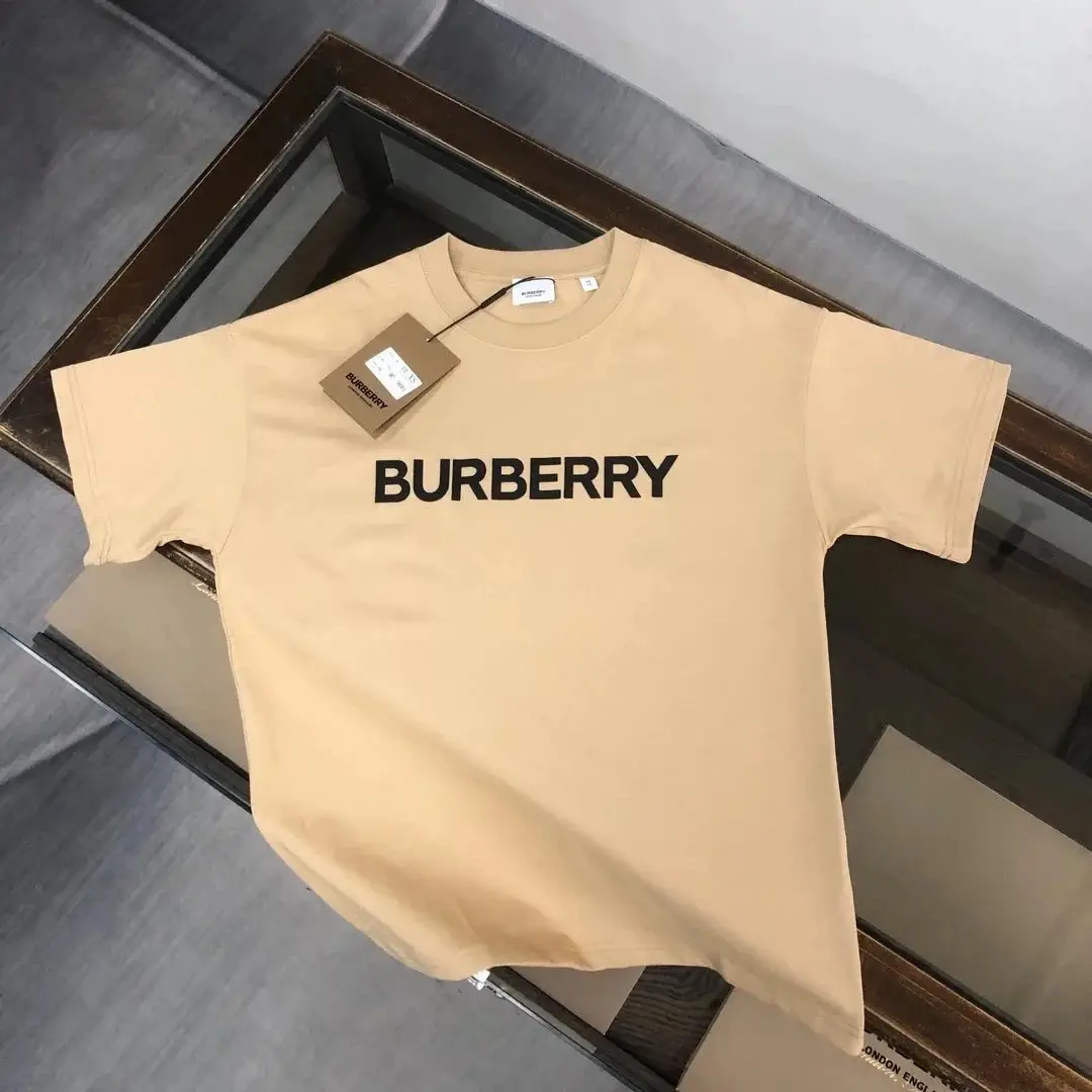 Burberry T-shirt — foto 2 de 6