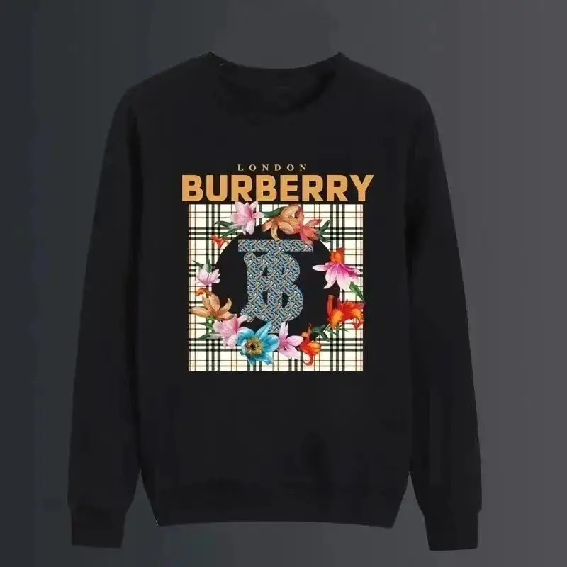 Burberry Check Print & Teddy Bear Graphic Sweatshirts [14 styles] — foto 3 de 6