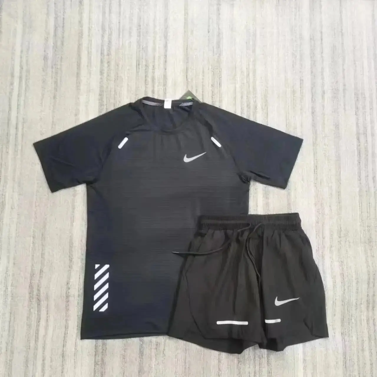 Nike suit — foto 5 de 6