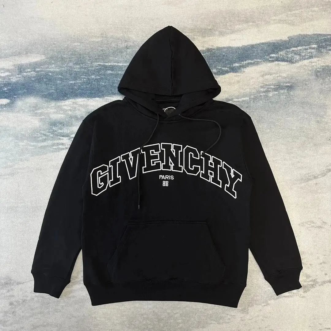 Givenchy Hoodies (7 styles) — foto 2 de 6