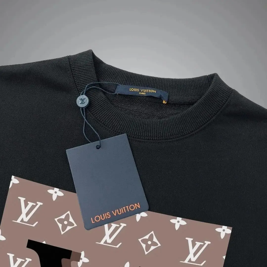 Louis Vuitton Sweatshirt — foto 2 de 6