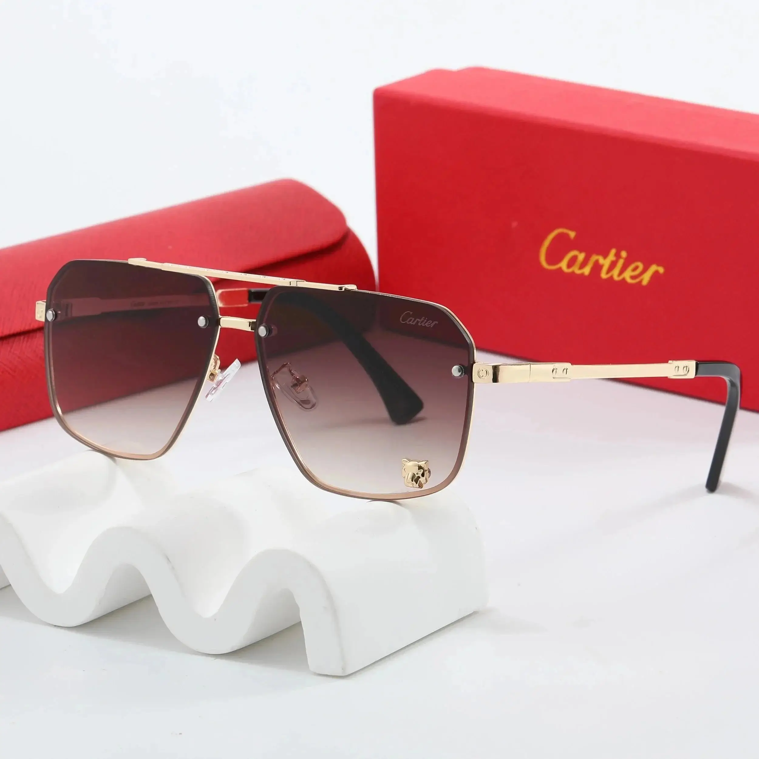 Cartier Casual Sunglasses [40 styles] — foto 3 de 6