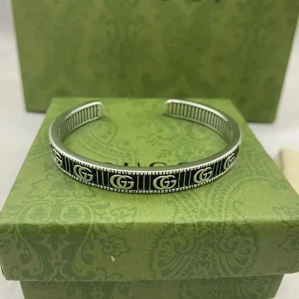 GUCCI Serpenti Bracelet [28 styles] — foto 2 de 6