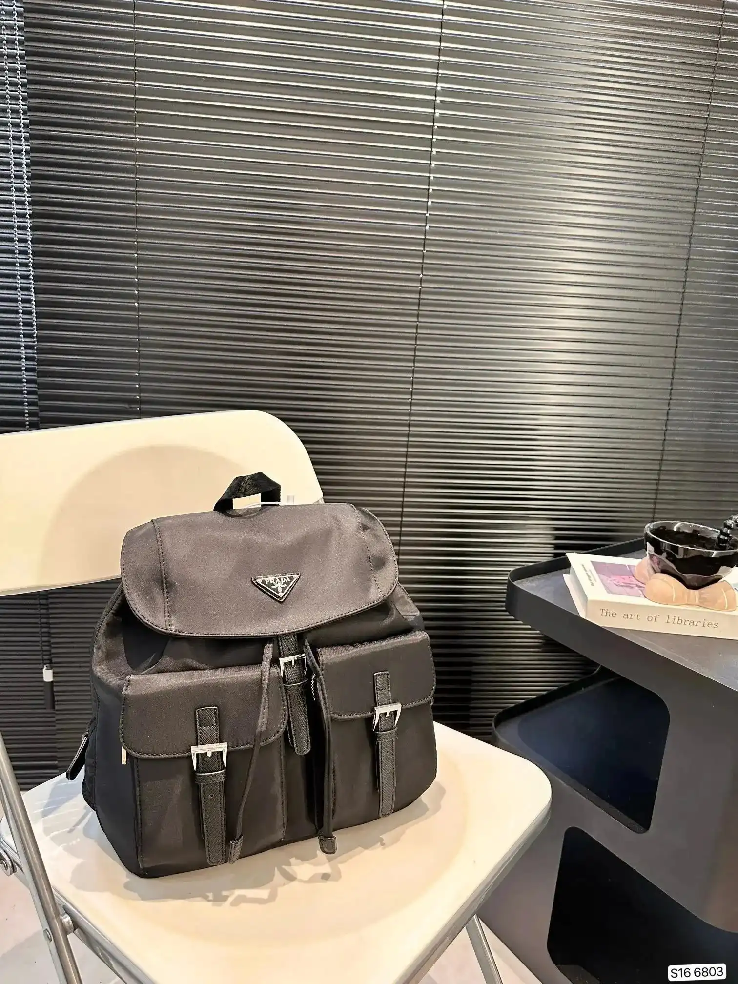 Prada Re-Nylon Backpack [32 styles] — foto 4 de 6
