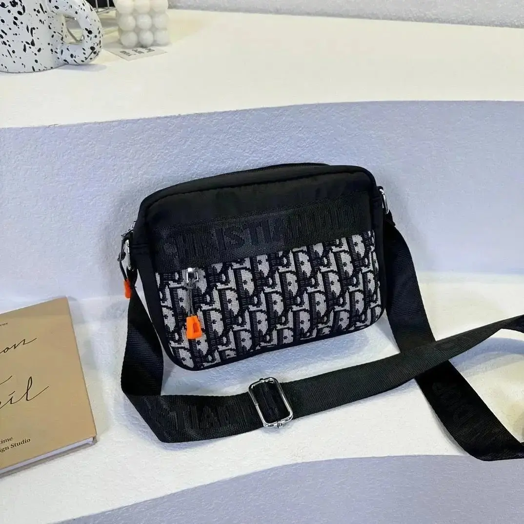 Burberry Vintage Check Crossbody Bag [8 styles] — foto 4 de 6