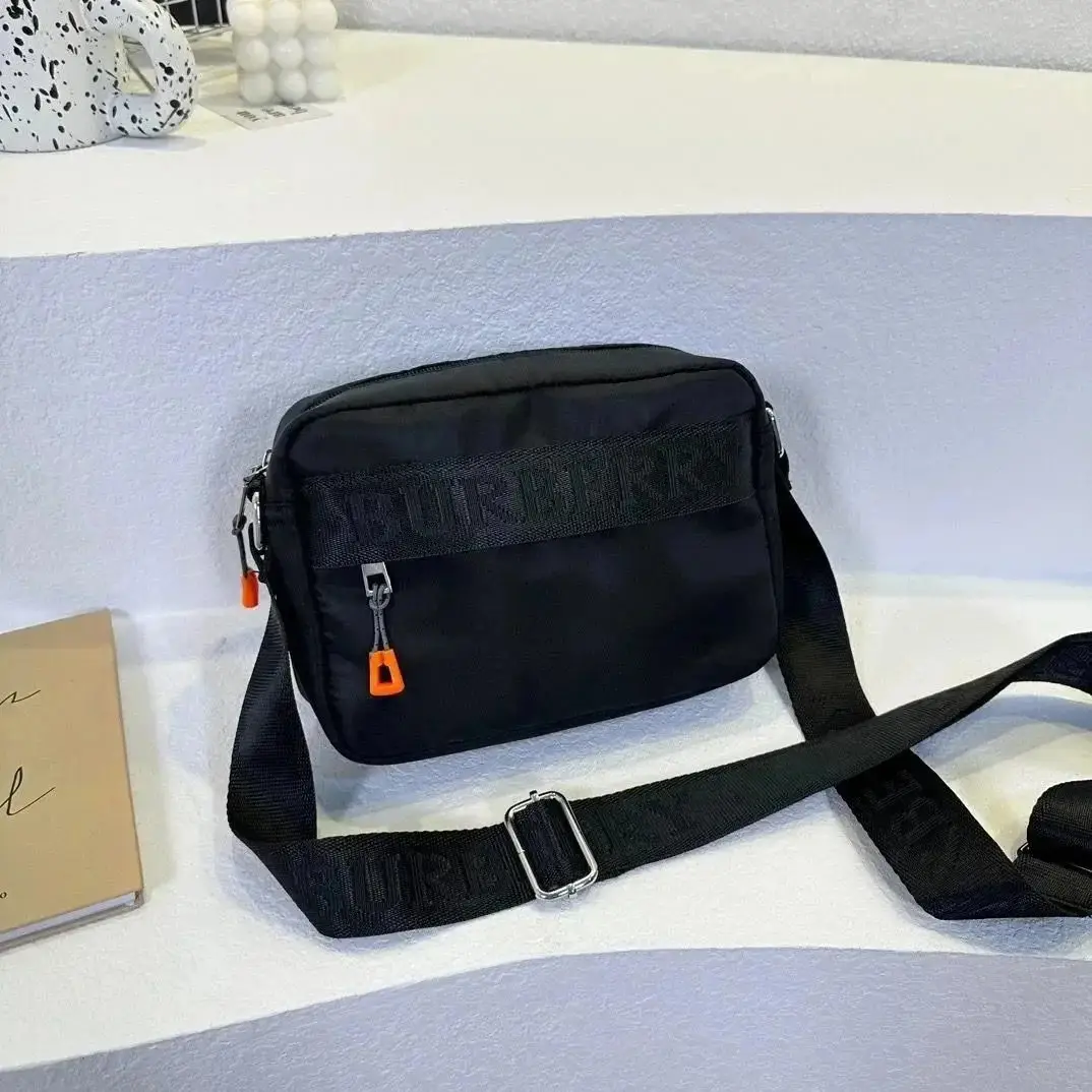 Burberry Vintage Check Crossbody Bag [8 styles] — foto 5 de 6