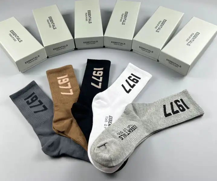 ESSENTIALS FG Socks [AMI & GUCCI Inspired] — foto 2 de 6