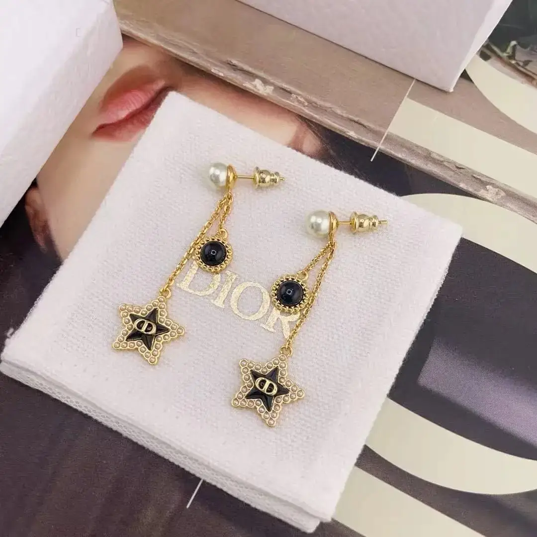 Chanel Fashion Earrings — foto 5 de 6