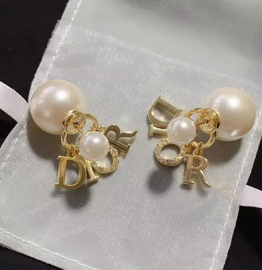 Chanel Fashion Earrings — foto 6 de 6