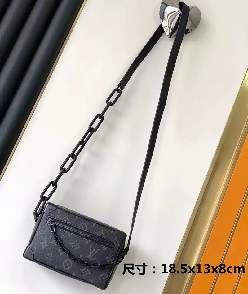 LV CHAIN genuine leather bag (40 +) — foto 2 de 6