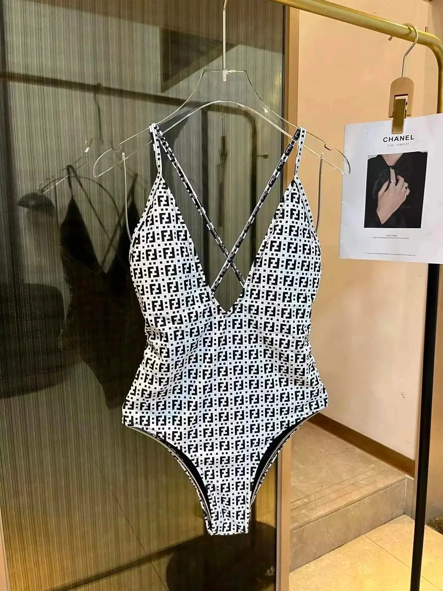 Fendi Swimsuit — foto 3 de 6